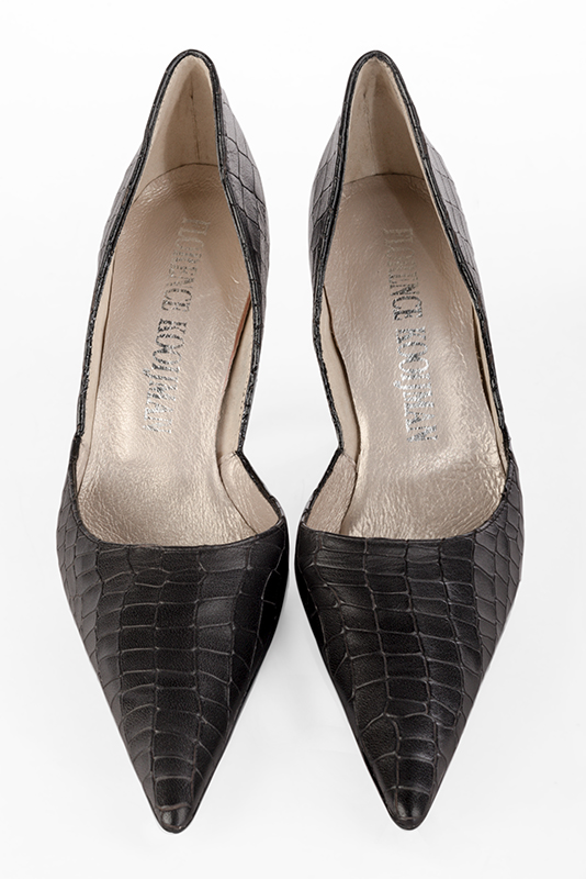 Satin black women's open arch dress pumps. Pointed toe. Very high slim heel. Top view - Florence KOOIJMAN